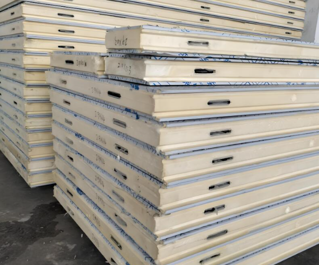 德宏聚氨酯保温板